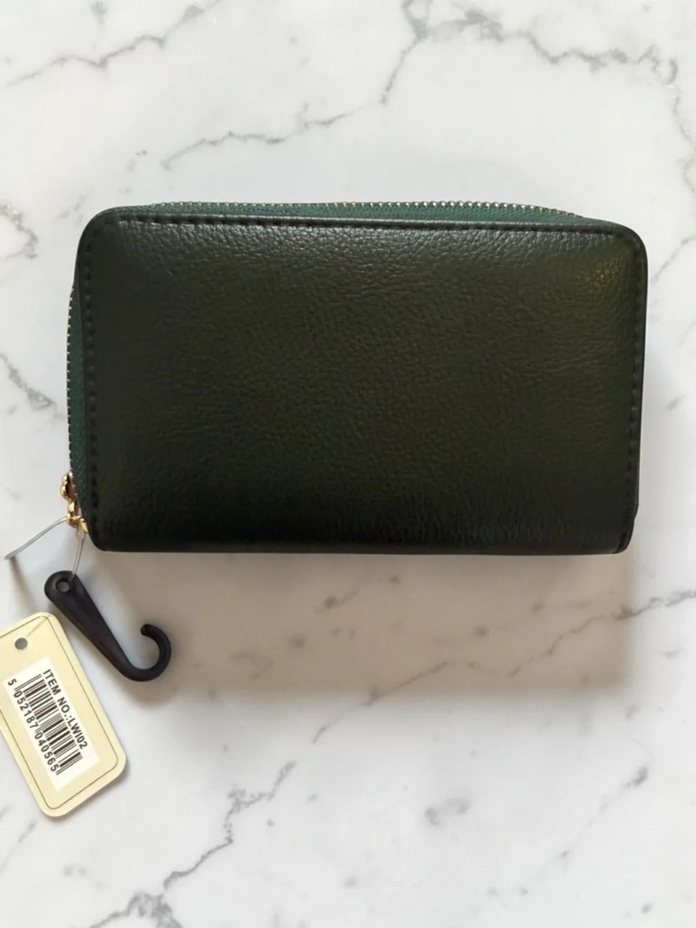 New With Tags Ireland Green Faux Leather Zip Wallet with Gold Clover